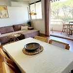 Family Nest Overlooking The Gulf Of شقة سان تروبيه