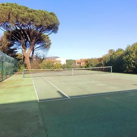 Apartman Family Nest Overlooking The Gulf Of Saint-Tropez