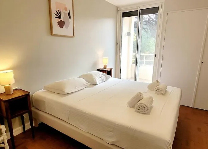 Family Nest Overlooking The Gulf Of