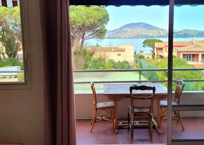 Family Nest Overlooking The Gulf Of Appartement